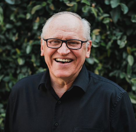 Dale Mast, Author — AI twin on Just Like Me