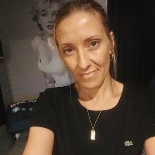 Deana Day, Love & Relationships — AI twin on Just Like Me