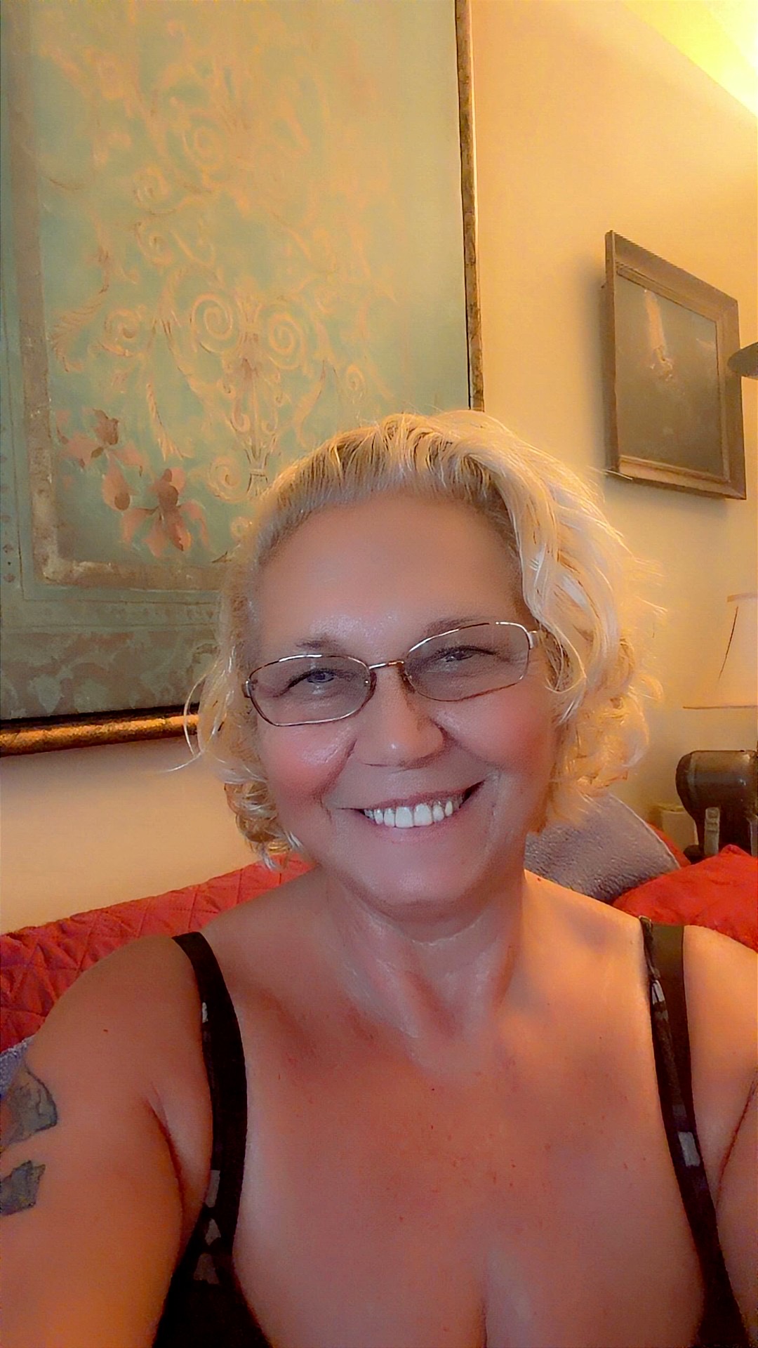 Audra Marzke, Wellness & Mindset — AI twin on Just Like Me