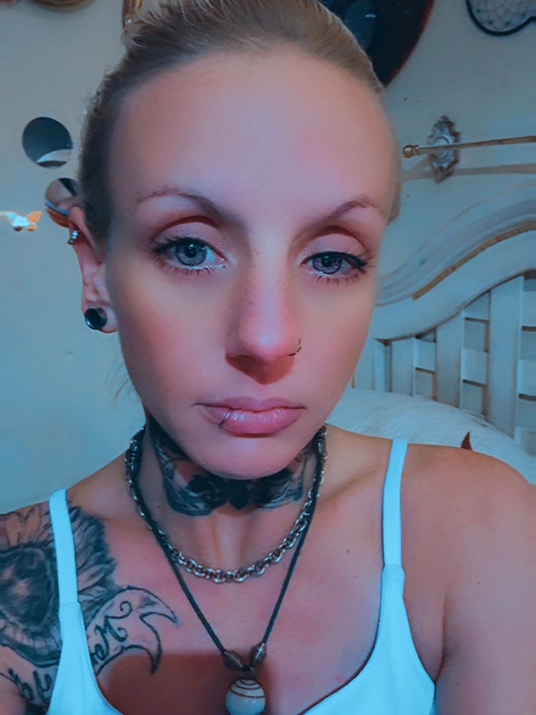 Shara Williams, Lifestyle Content Creator — AI twin on Just Like Me