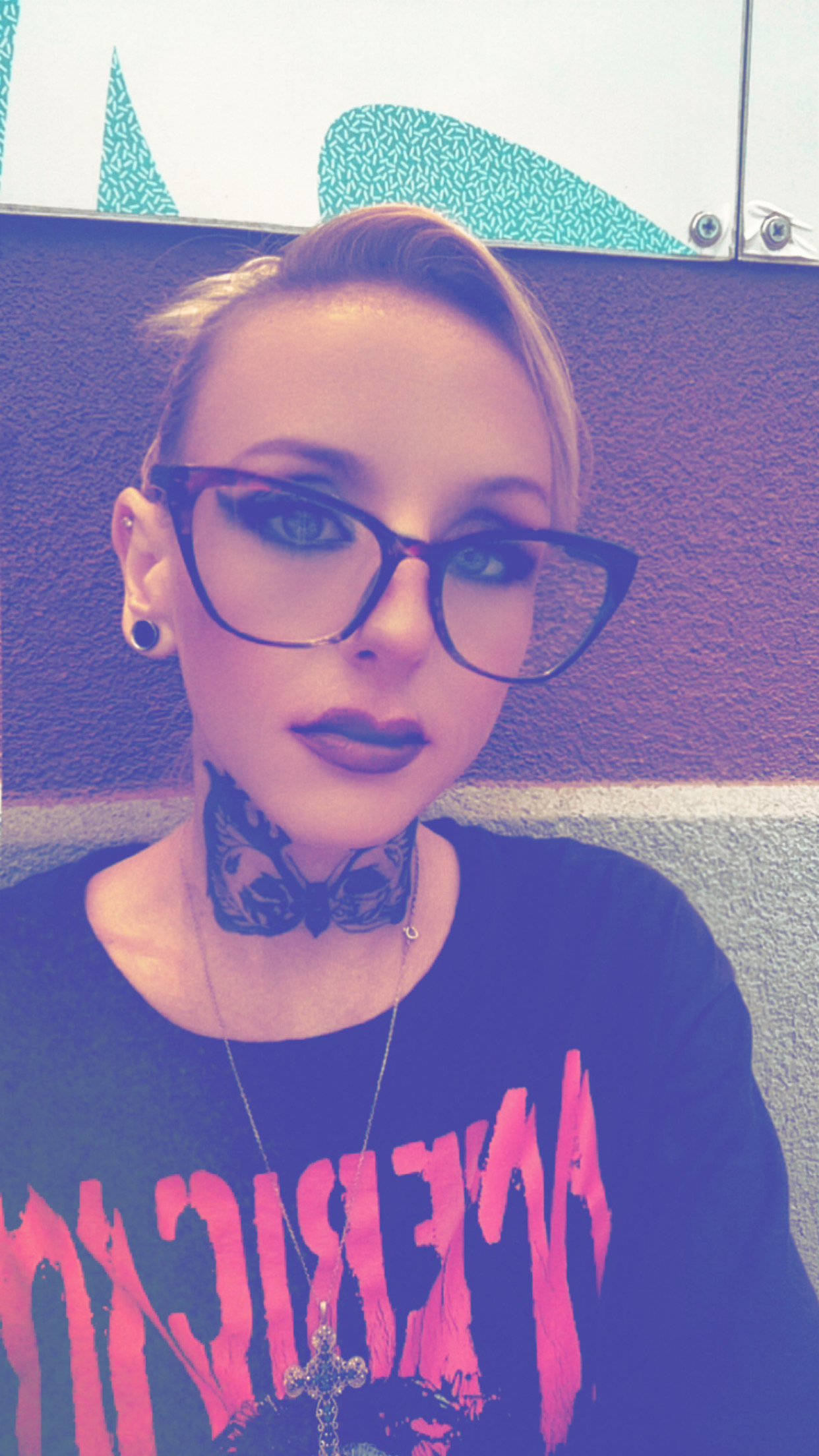 Shara Williams, Wellness & Motivation Content Creator — AI twin on Just Like Me