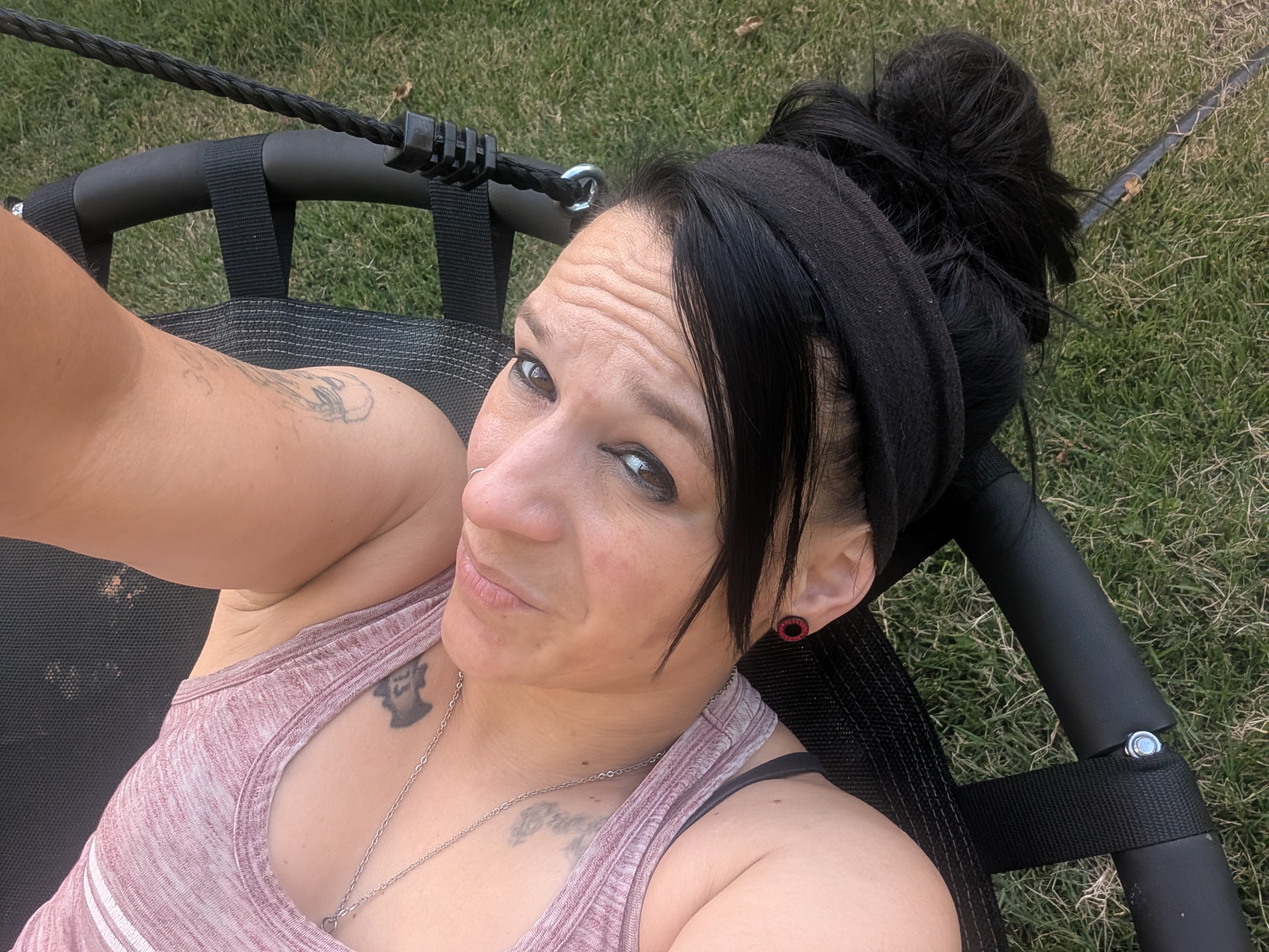Stephanie Mead, Iife couch — AI twin on Just Like Me