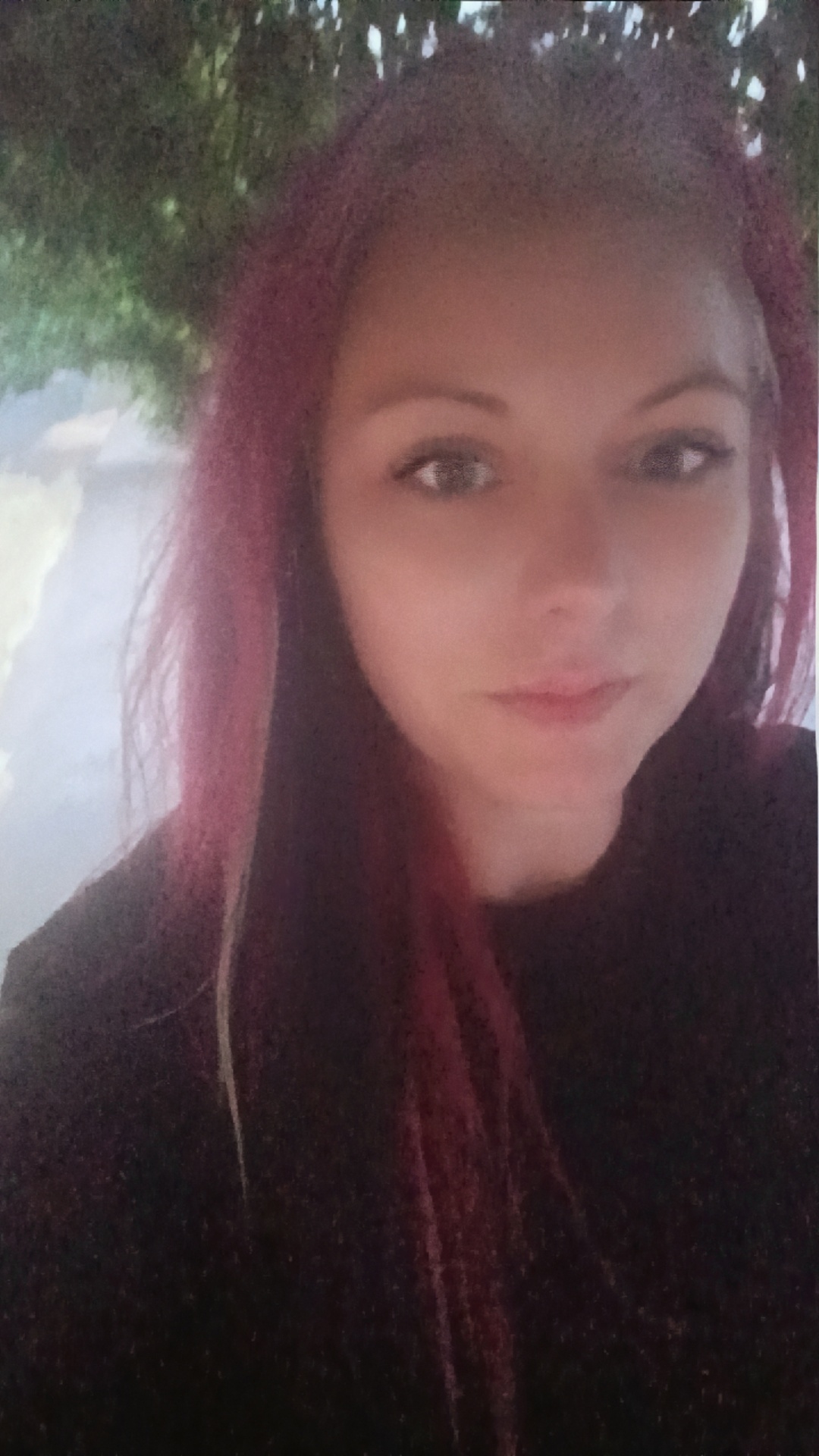 Ashley Bartholomew, Lifestyle Content Creator — AI twin on Just Like Me
