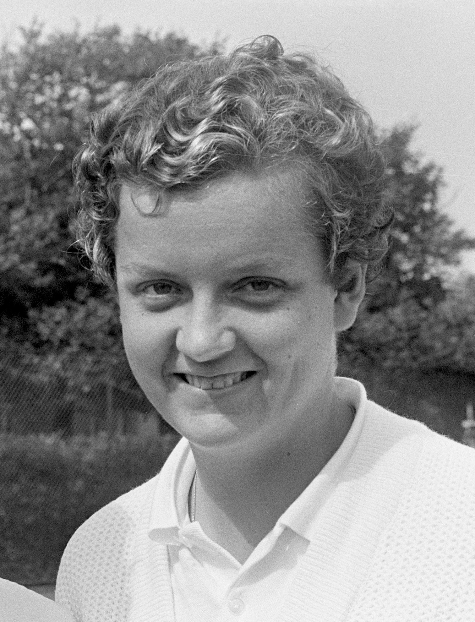 Betty Slone, Family Lifestyle Creator — AI twin on Just Like Me
