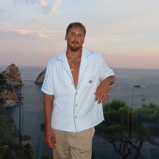 Garrett Morosky, TV Personality & Lifestyle Creator — AI twin on Just Like Me